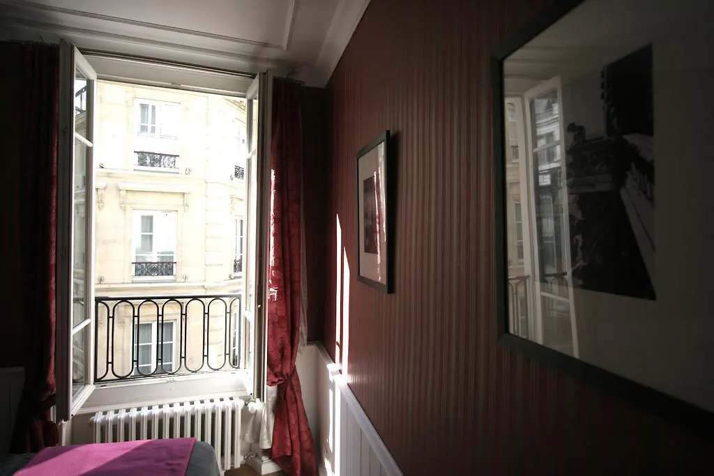 Apartment Parisinteriorsrentals - Beautiful Le Marais Notre Dame Appartement France